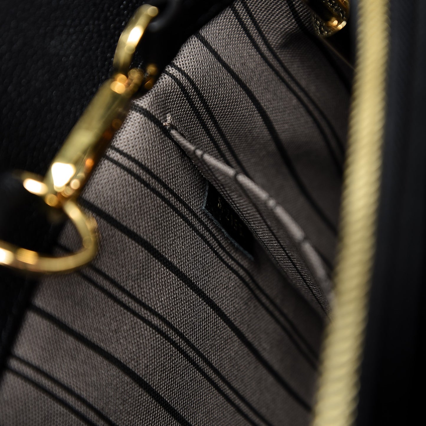 Empreinte Montaigne GM Black