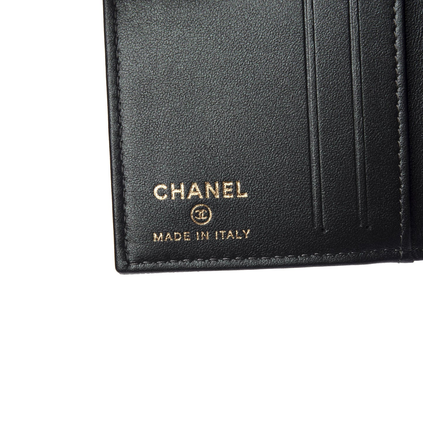 Iridescent Caviar Quilted Card Holder Wallet Black