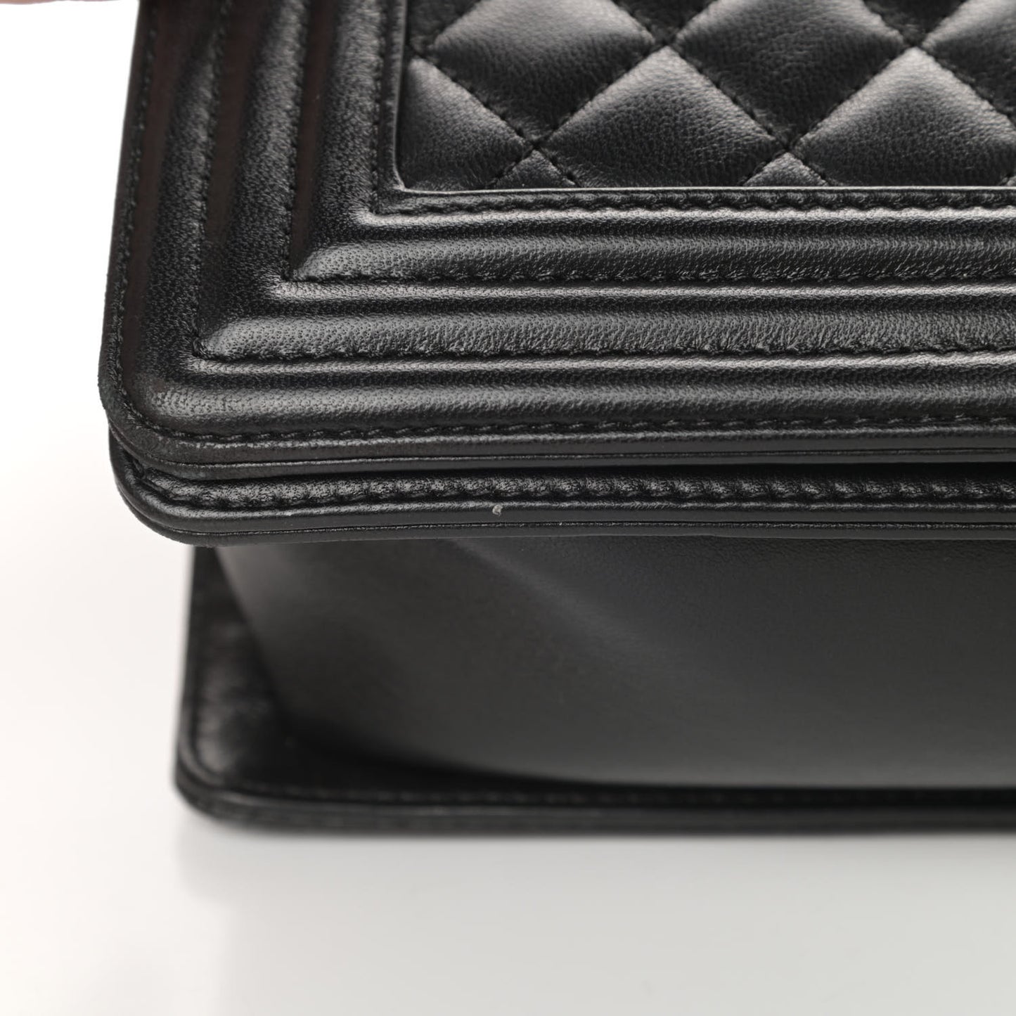 Lambskin Quilted Large Boy Flap Black