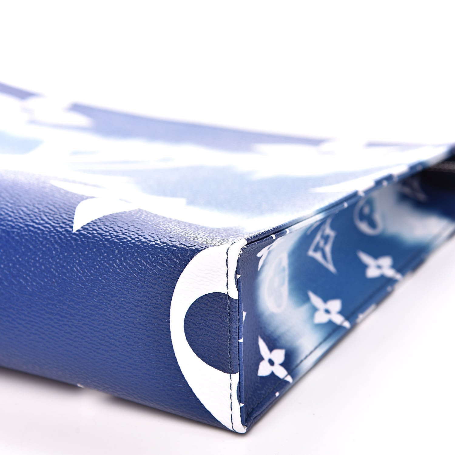Louis Vuitton Monogram Escale Toiletry Pouch 26 Blue 9 of 10