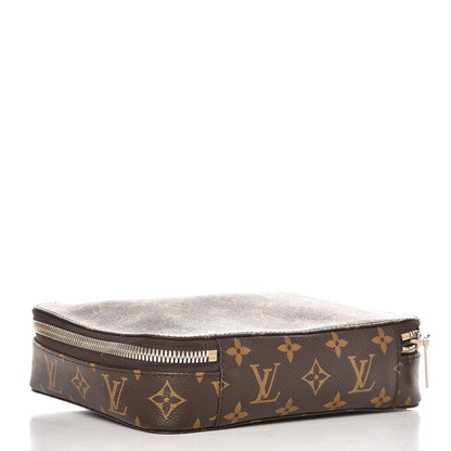 Louis Vuitton Monogram Horizon Accessories Pouch 4 of 7