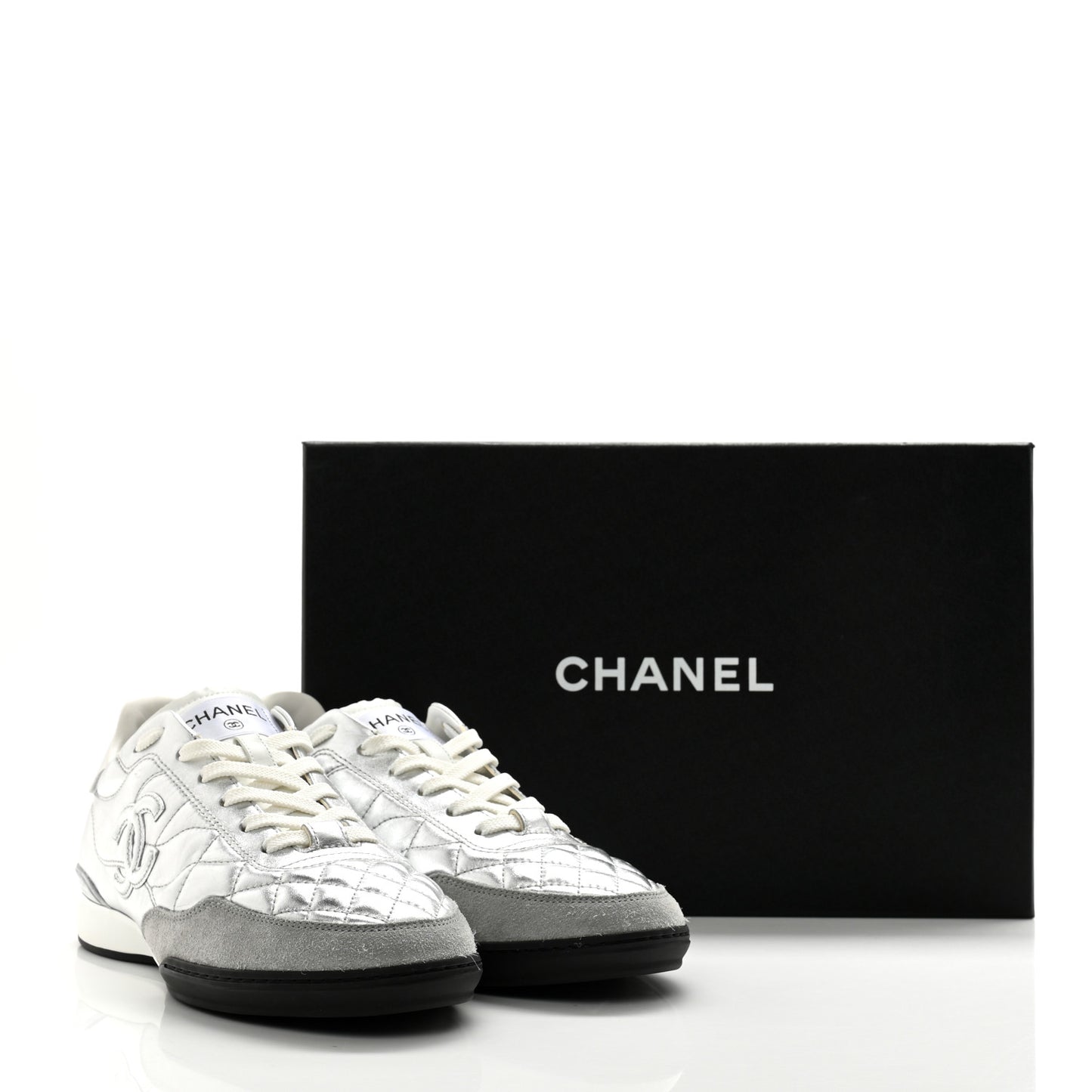 Laminated Calfskin Suede Quilted Womens CC Sneakers 39 Silver White Gray