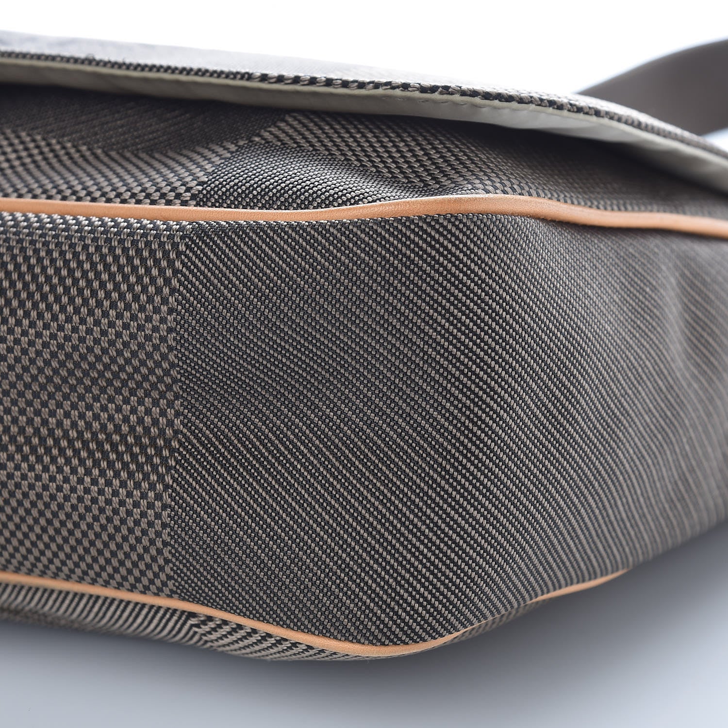 Louis Vuitton Damier Geant Messenger Bag Terre 9 of 9