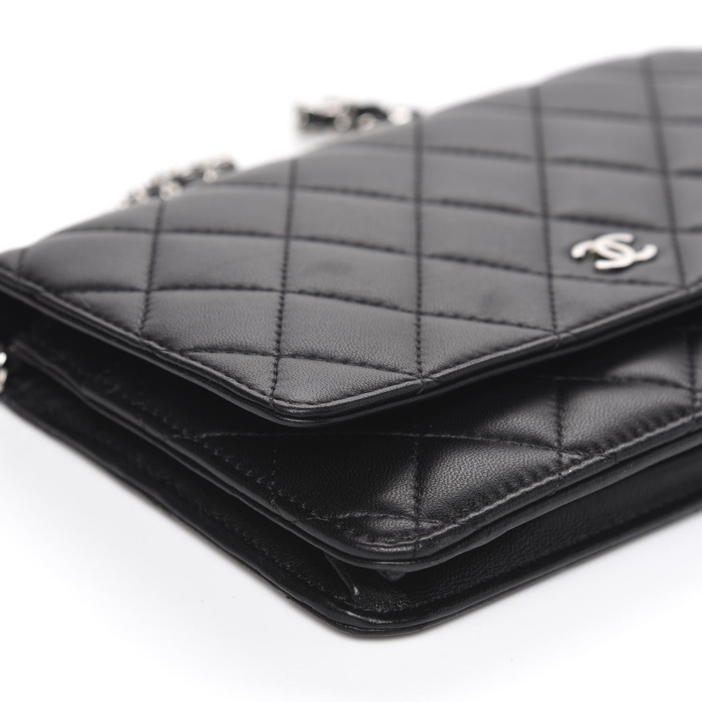 Lambskin Quilted Wallet On Chain WOC Black