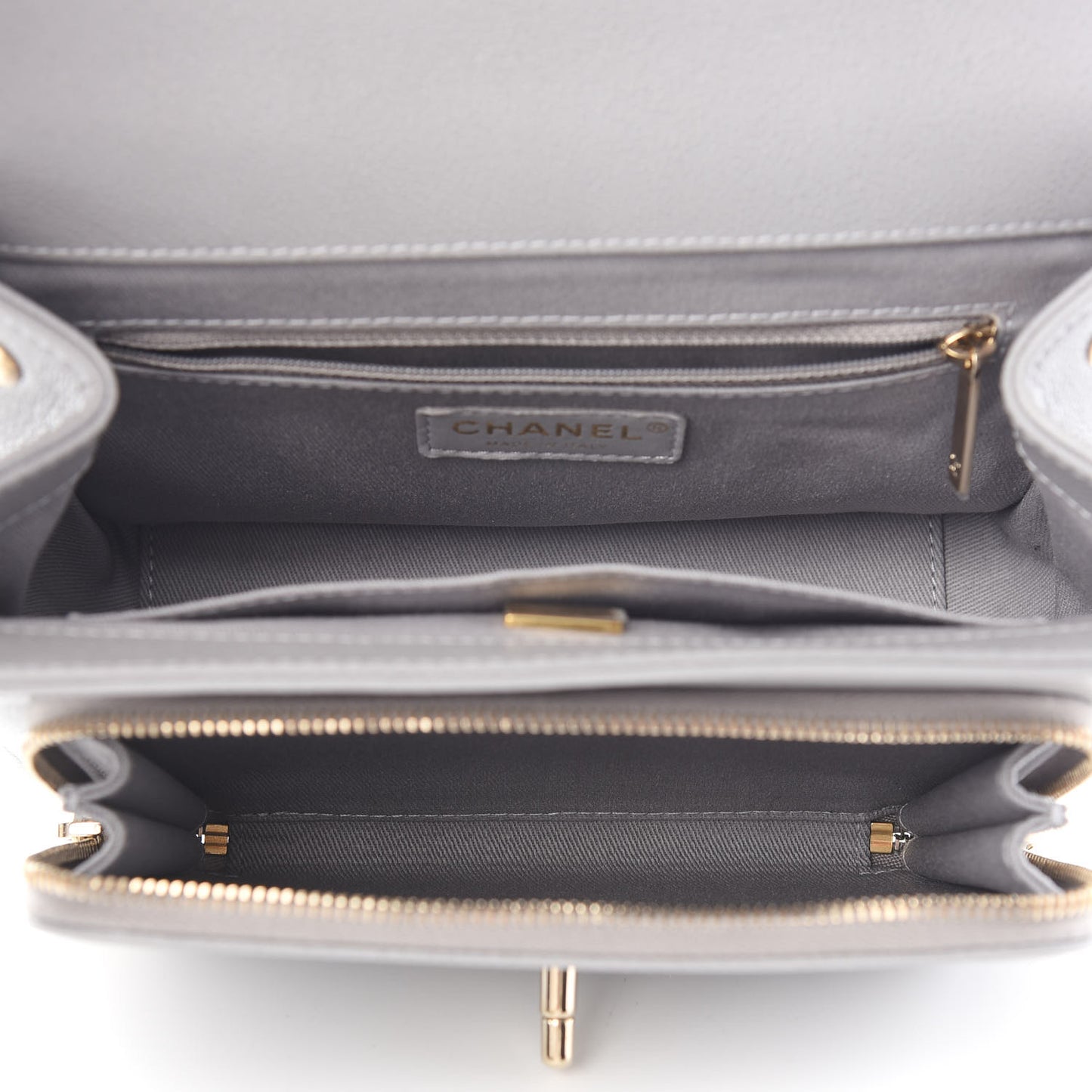 Caviar Quilted Medium Business Affinity Flap Grey