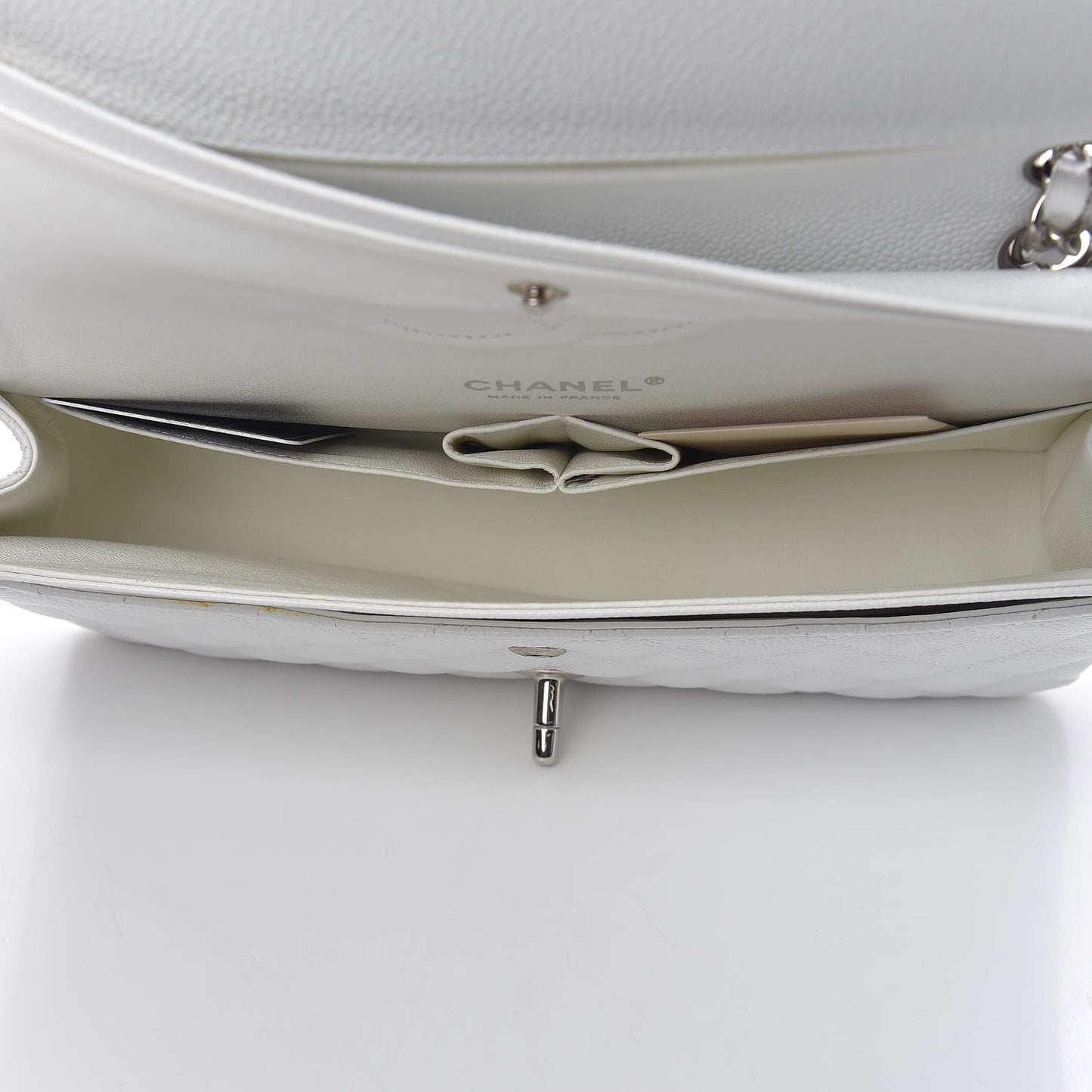 Caviar Quilted Medium Double Flap White