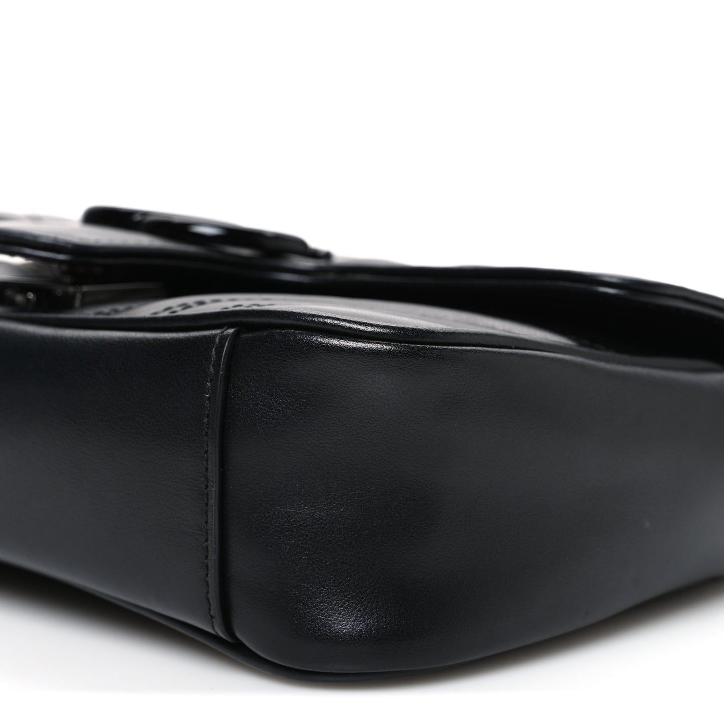 Calfskin Matelasse Monochrome Mini GG Marmont Shoulder Bag Black