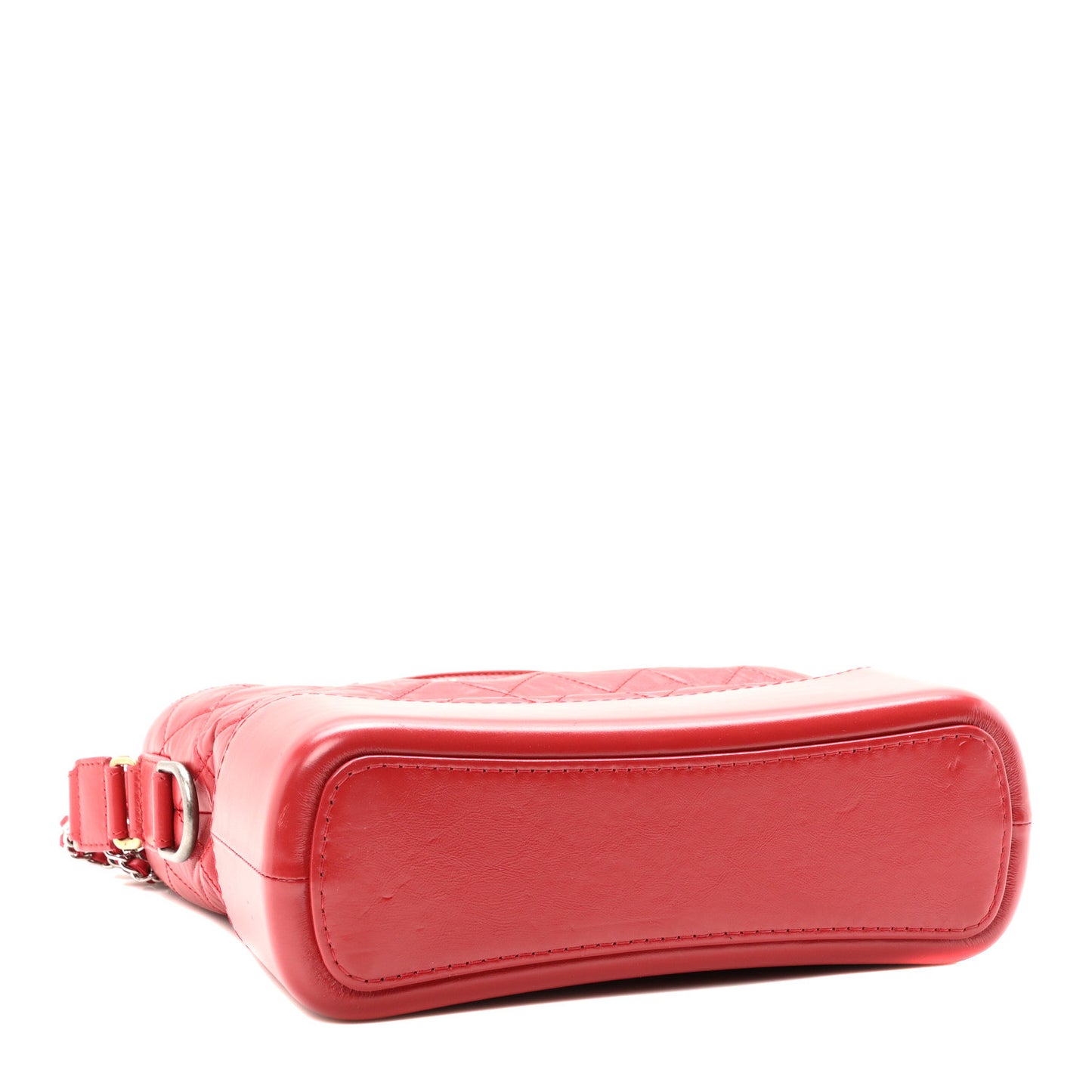 Aged Calfskin Quilted New Medium Gabrielle Hobo Red
