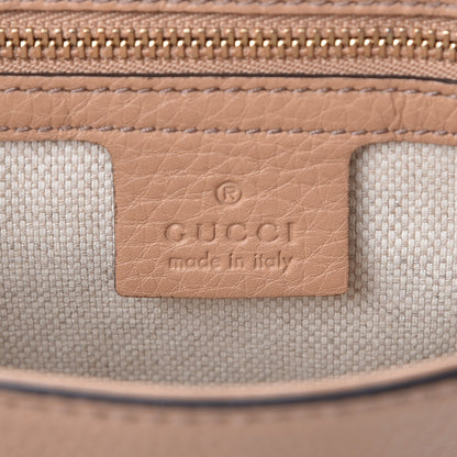 Gucci Pebbled Calfskin Medium Soho Flap Crossbody Camelia 6 of 7