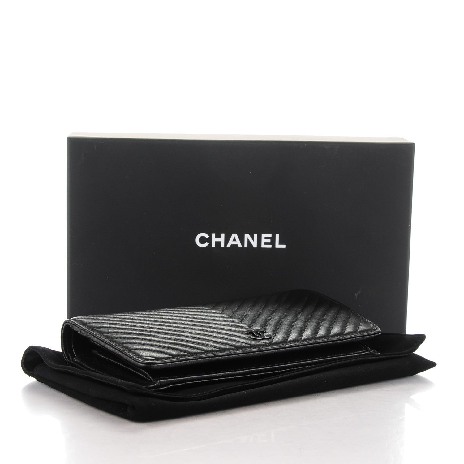 Chanel Lambskin Chevron Quilted Yen Wallet Black 4 of 8