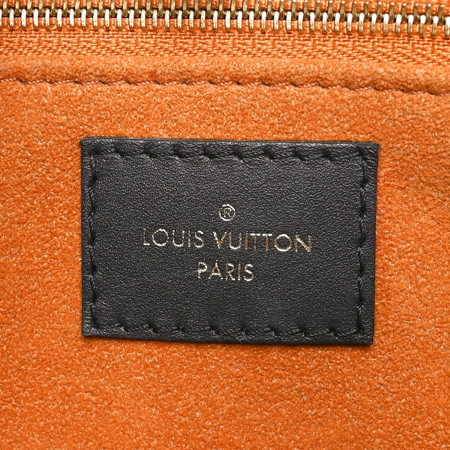 Louis Vuitton Empreinte Monogram Giant OnTheGo MM Black 6 of 9