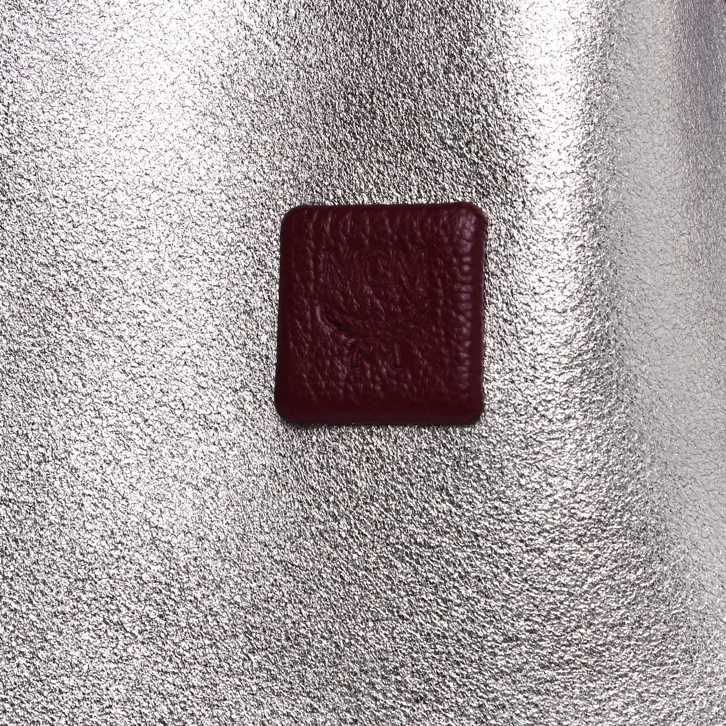 Grained Calfskin Medium Reversible Wandel Tote Ruby Tan