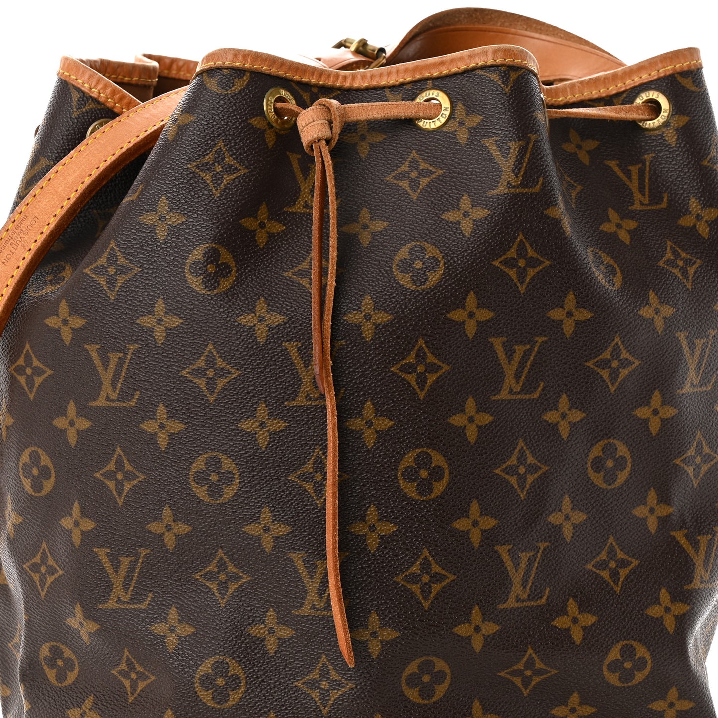 Monogram Noe
