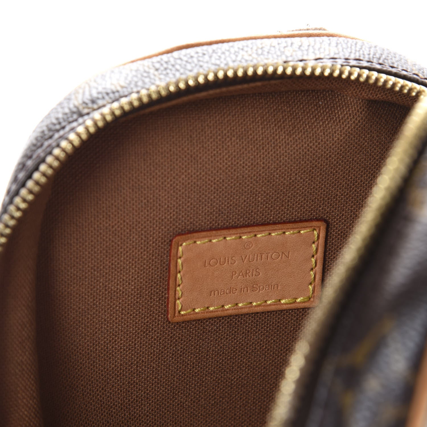 Louis Vuitton Monogram Pochette Gange 7 of 8