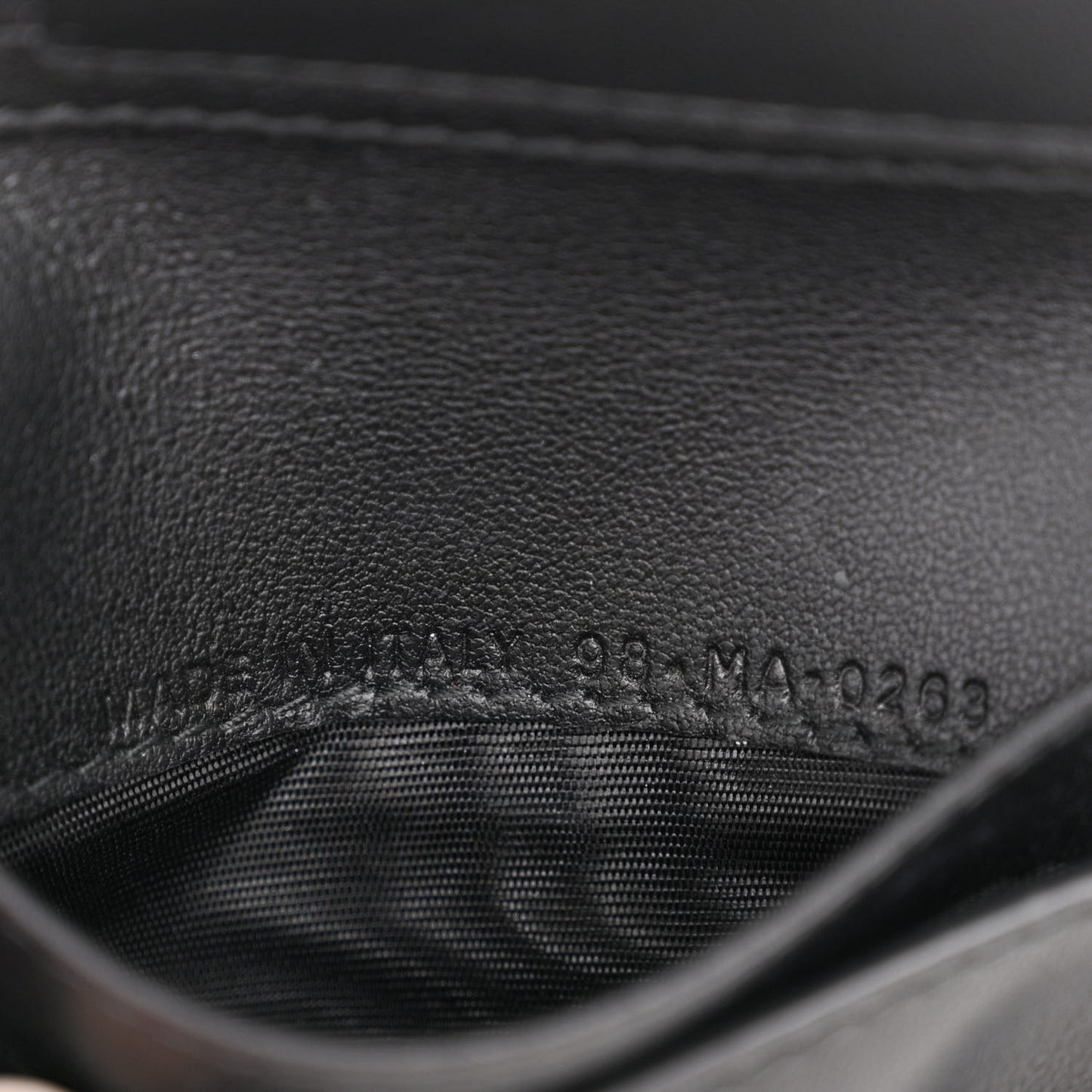 Grained Calfskin Supple Cannage Caro Dahlia Wallet Black