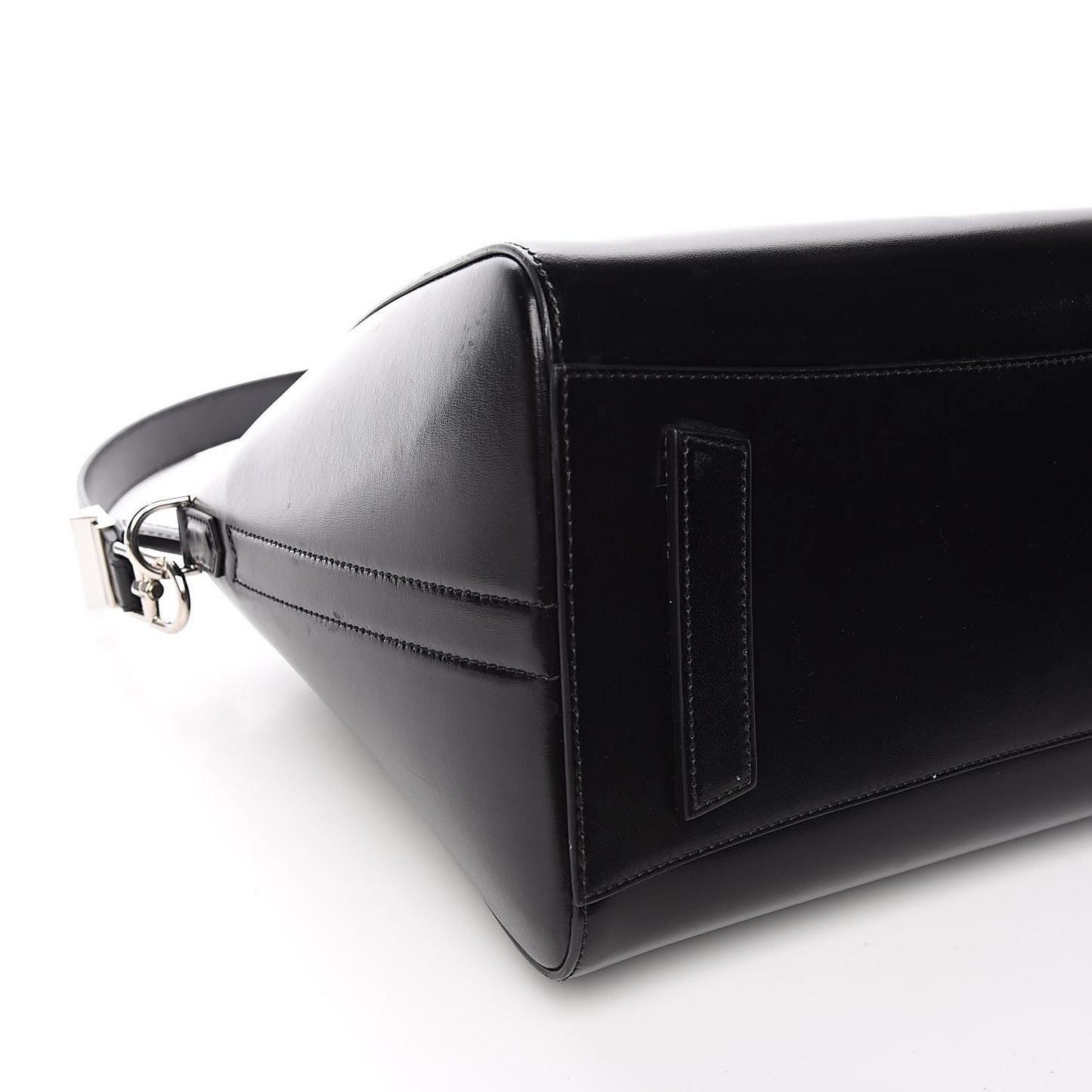 Shiny Lord Calfskin Medium Antigona Black