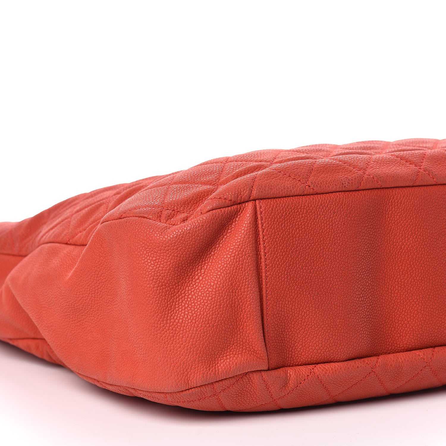Chanel Iridescent Caviar Quilted Country Chic Hobo Red 5 of 14