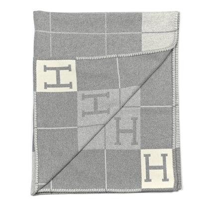 Hermes Wool Cashmere Avalon III Blanket Ecru Gris Clair 2 of 3