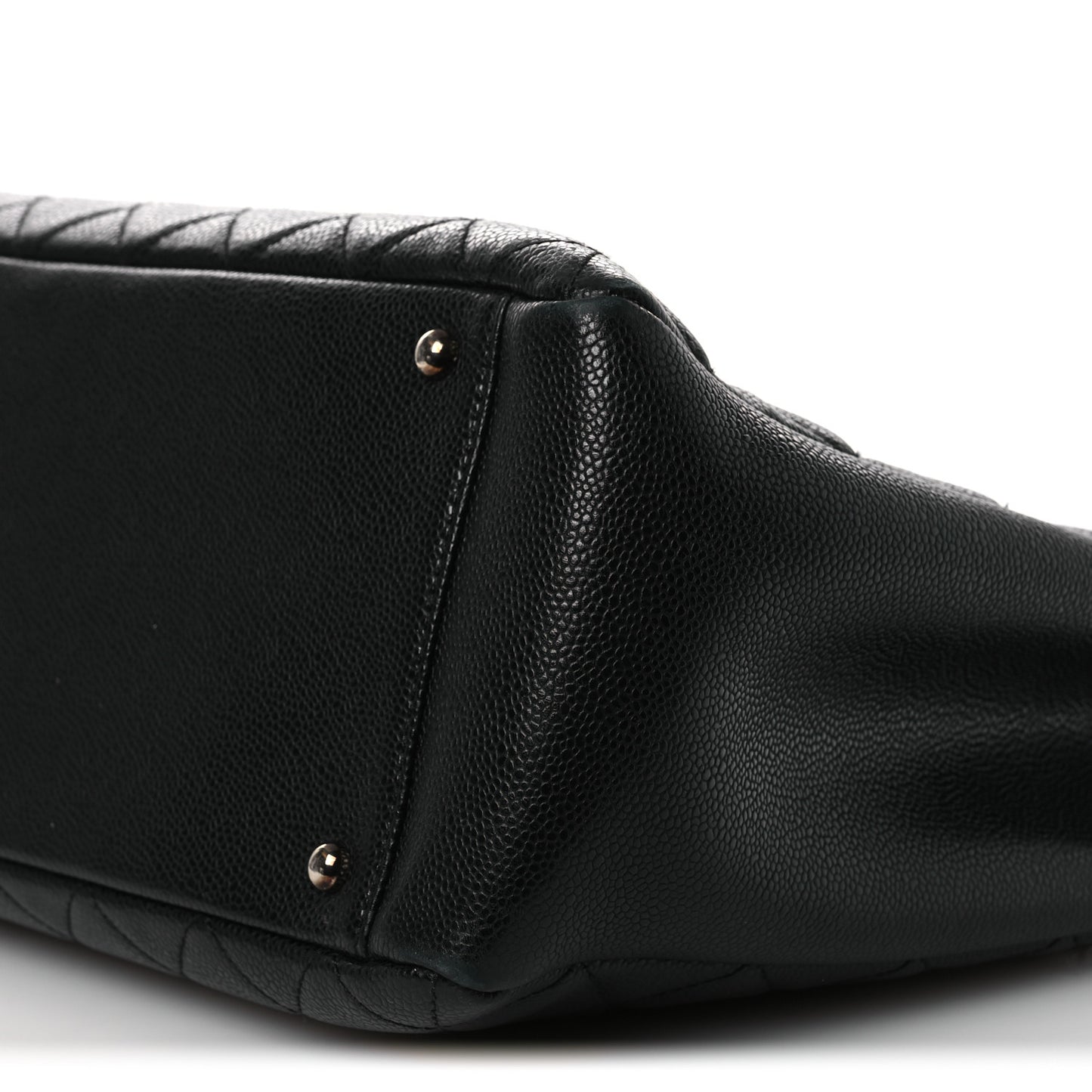 Caviar Quilted XL Grand Shopping Tote GST Black