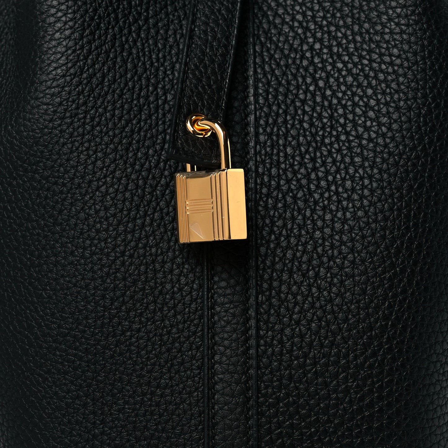 Taurillon Clemence Matte Alligator Picotin Lock Touch 18 PM Black