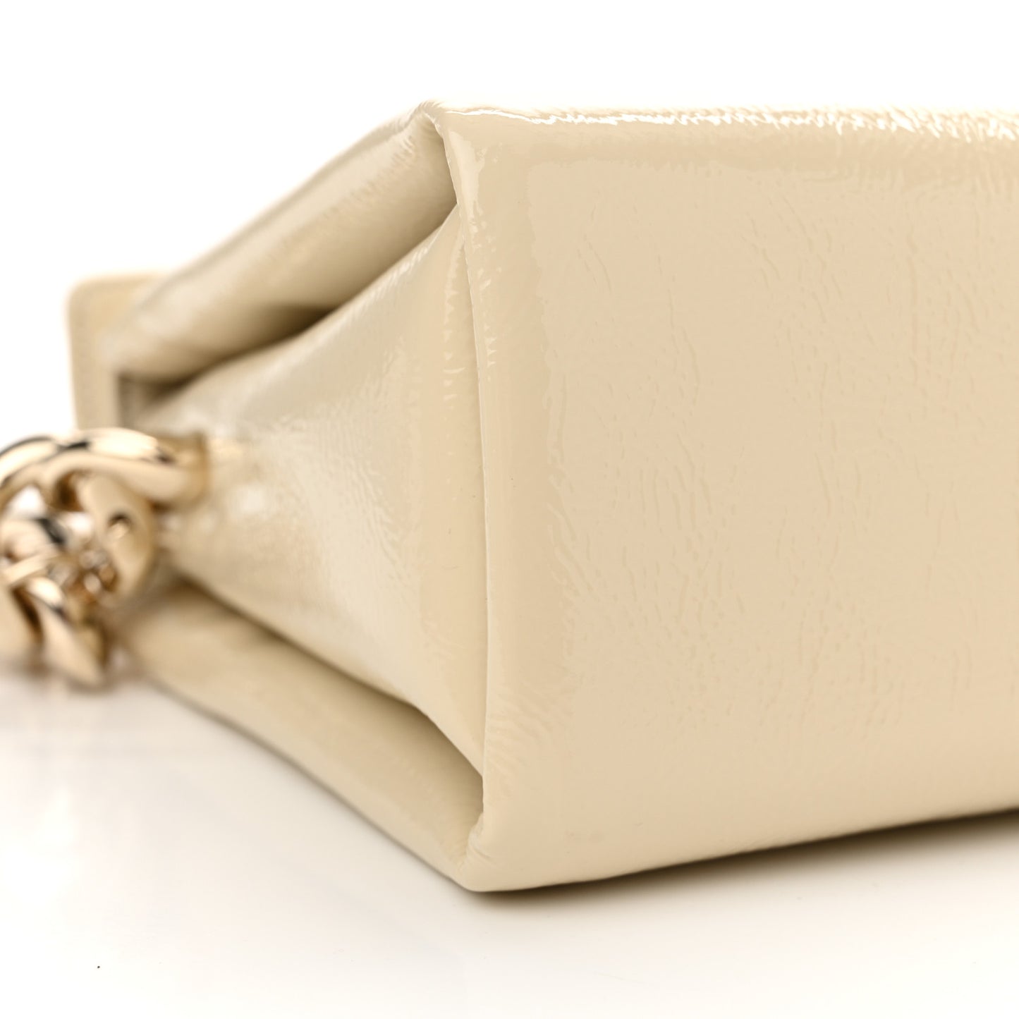 Skipper Calf Ultralight GG Soft Small Chain Bag Ivory