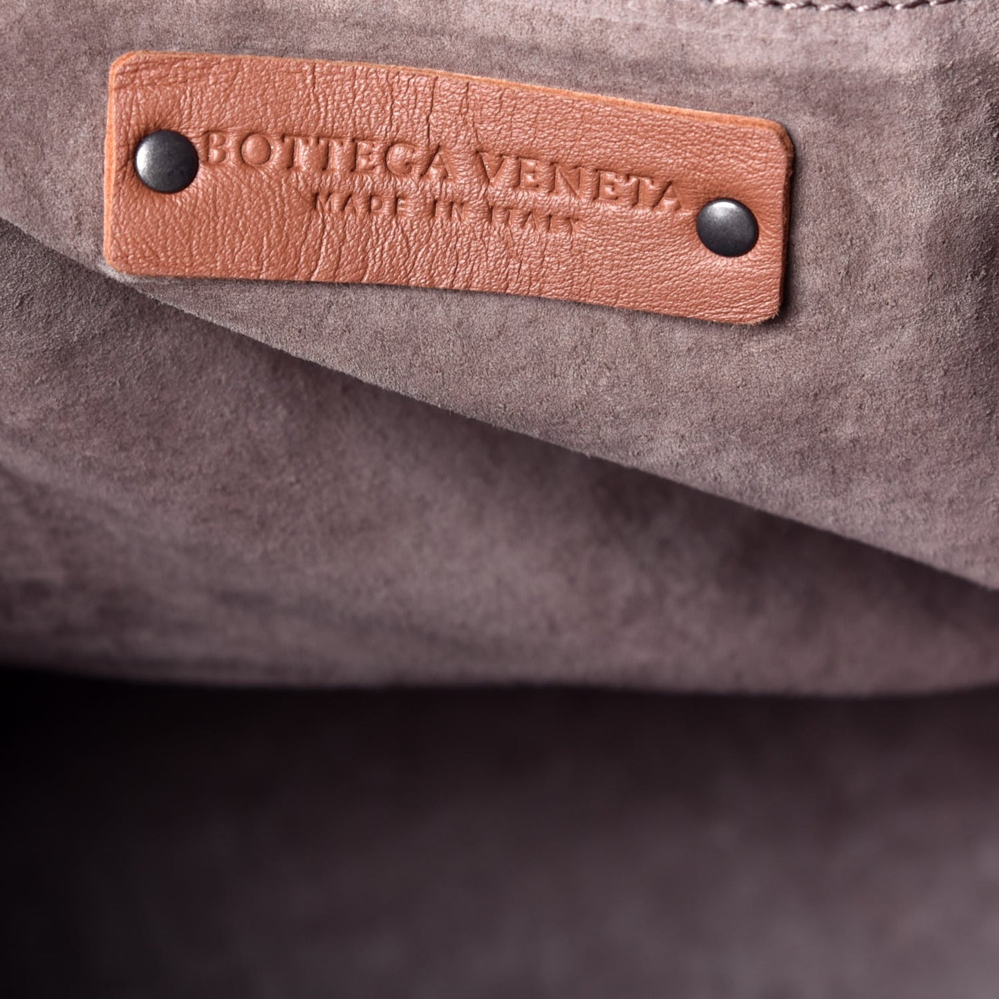 Nappa Intrecciato Medium Garda Bag Tea