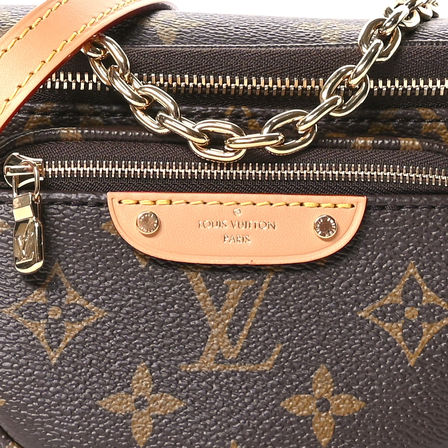 Louis Vuitton Monogram Mini Bumbag 7 of 9