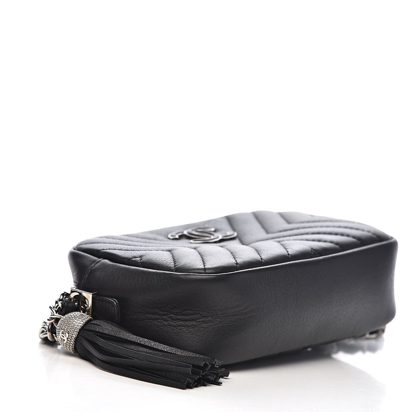 Lambskin Diagonal Chevron Quilted Tassel Camera Case Black