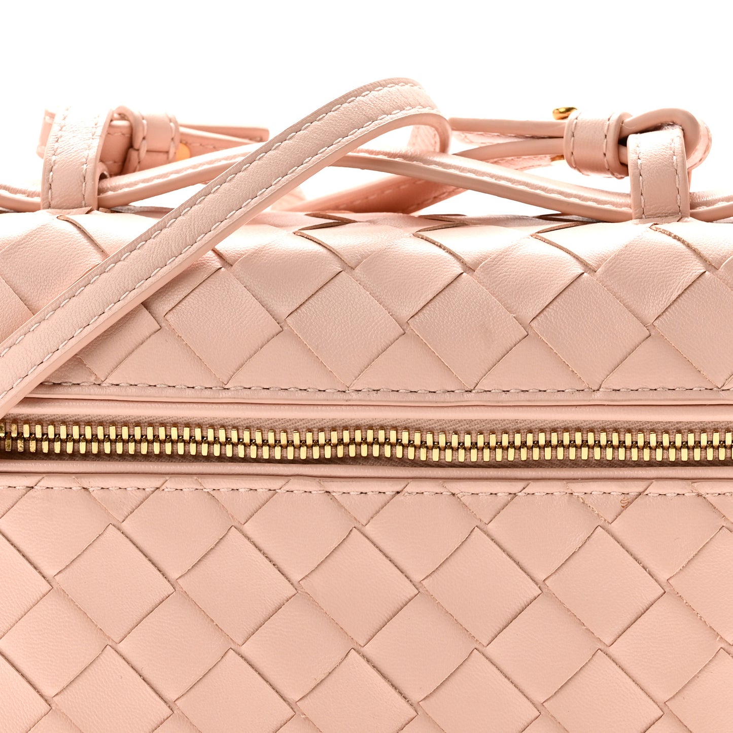 Calfskin Intrecciato Bang Bang Vanity Case Cameo