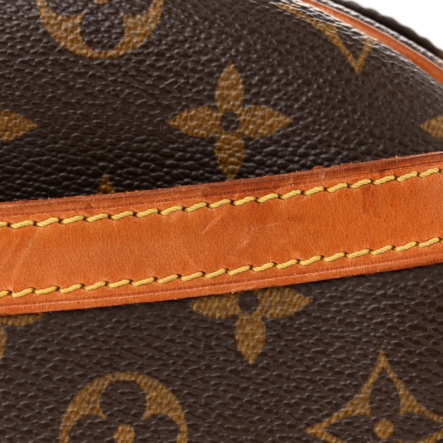 Louis Vuitton Monogram Blois 11 of 19
