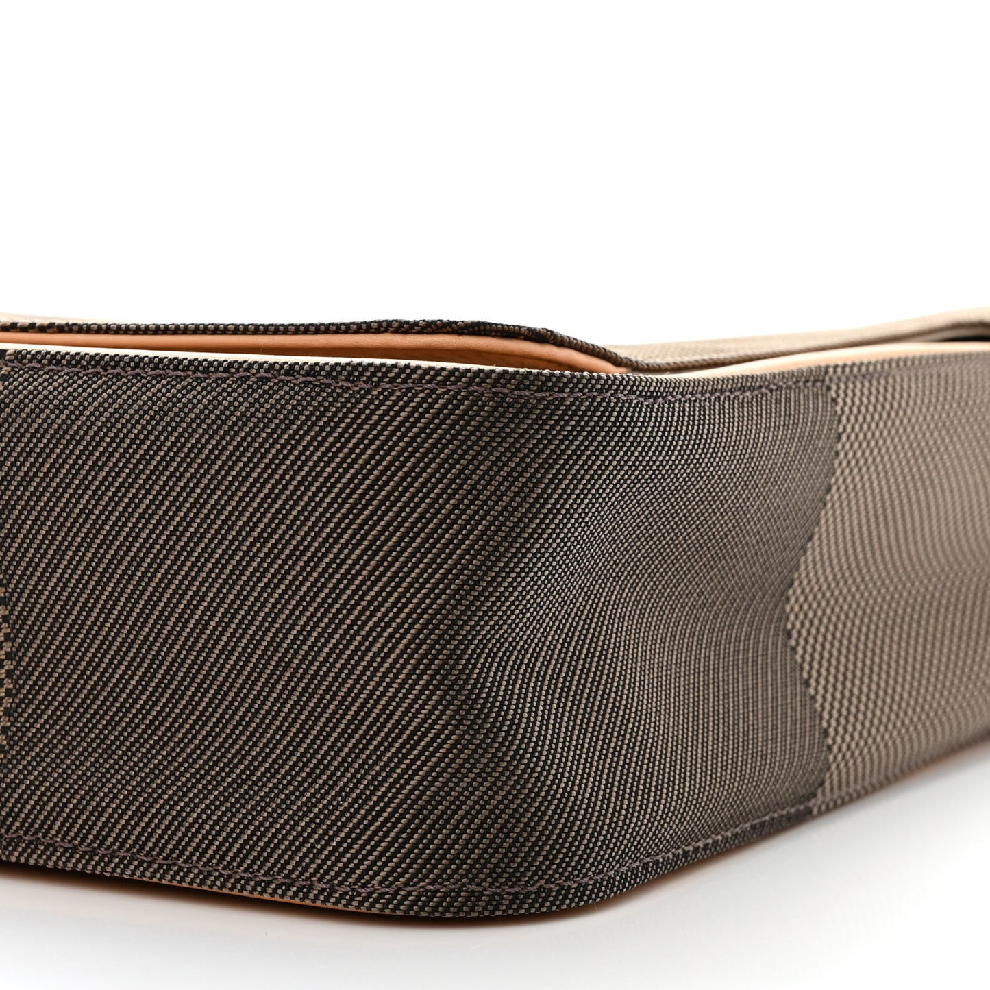 Damier Geant Messenger Bag Terre