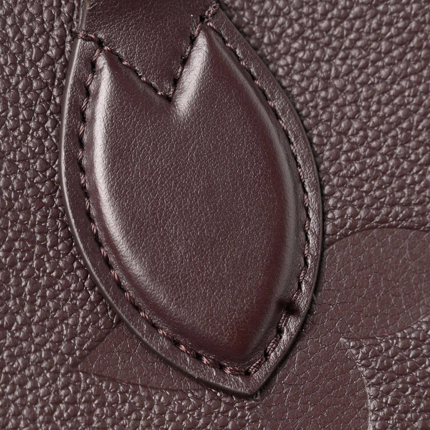 Louis Vuitton Empreinte Monogram Giant Onthego MM Chocolate 11 of 11
