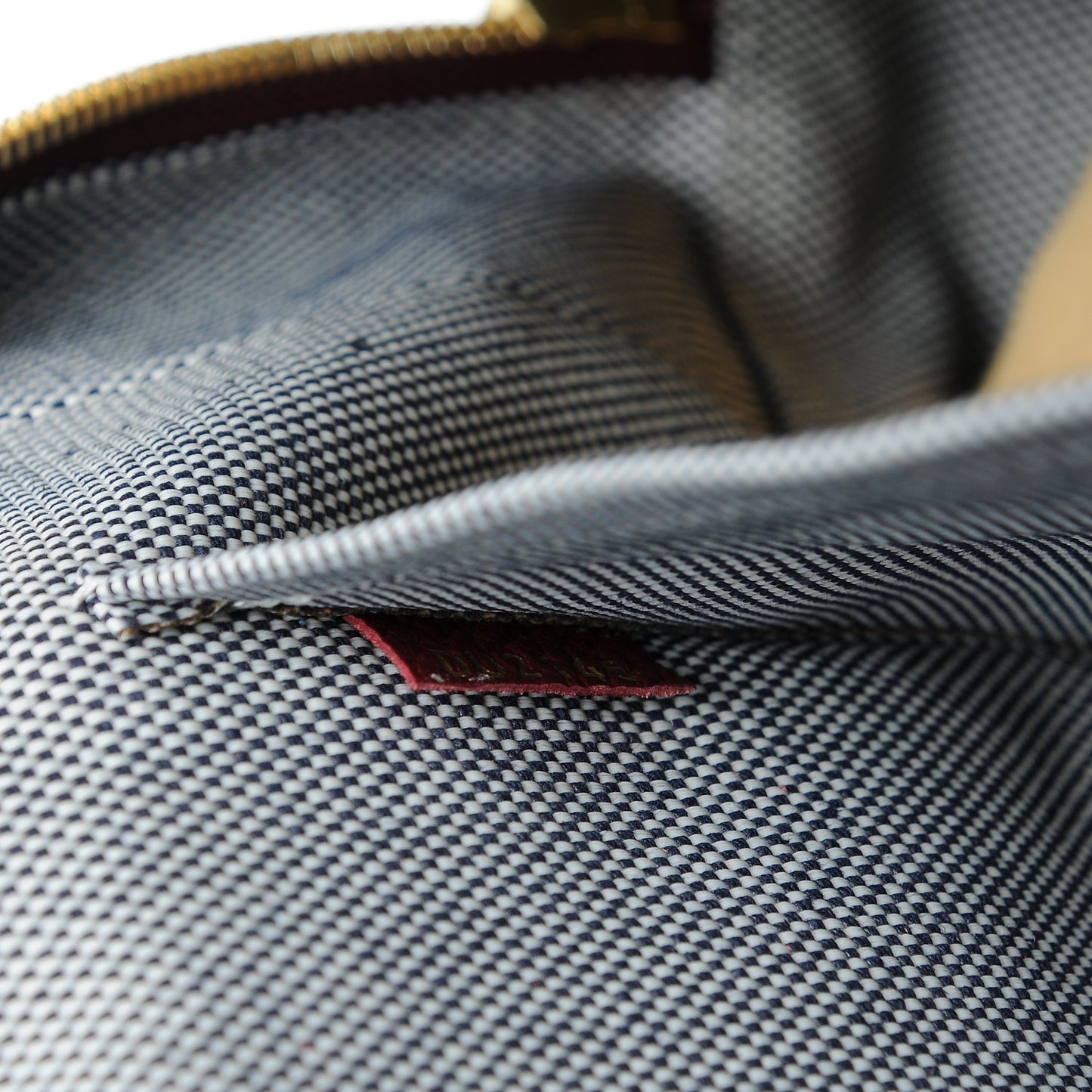 Taurillon Dora Ultra Soft MM Bordeaux