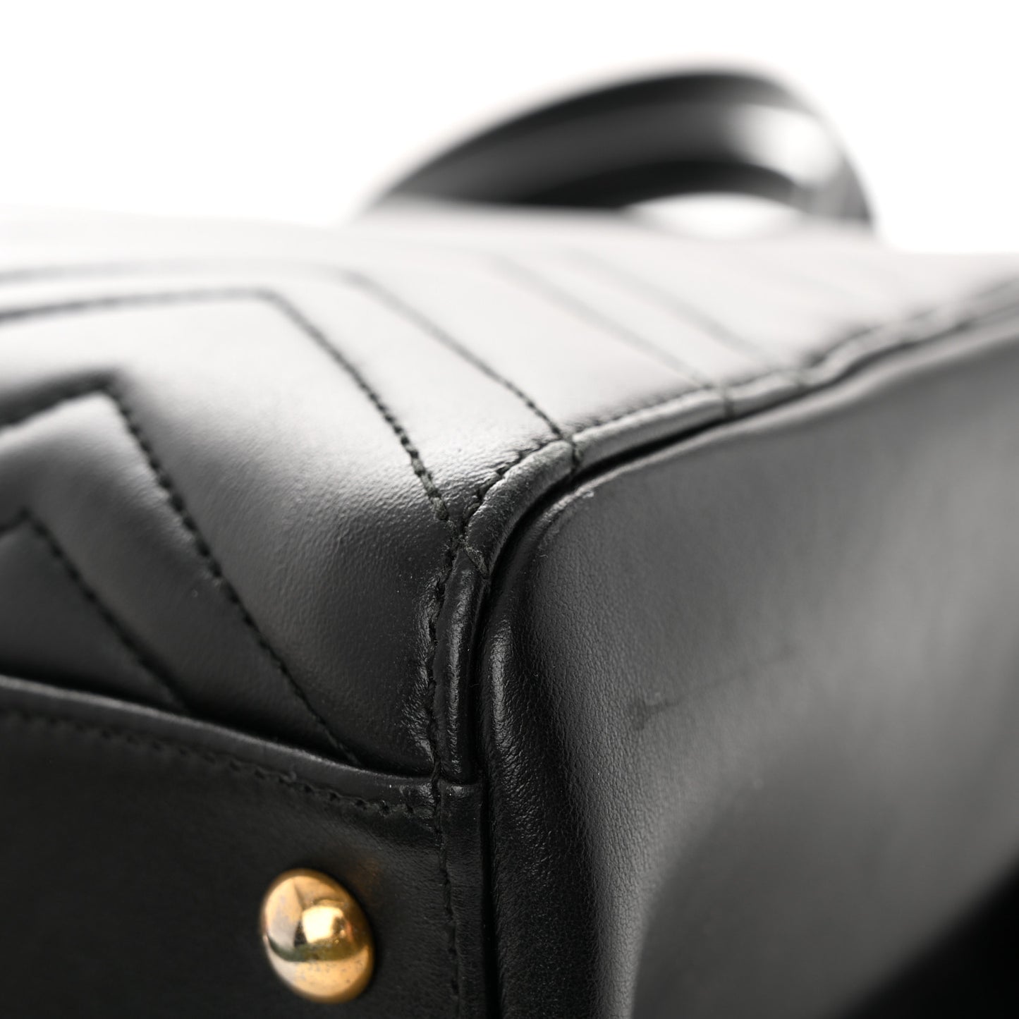 Calfskin Matelasse Medium GG Marmont Tote Black