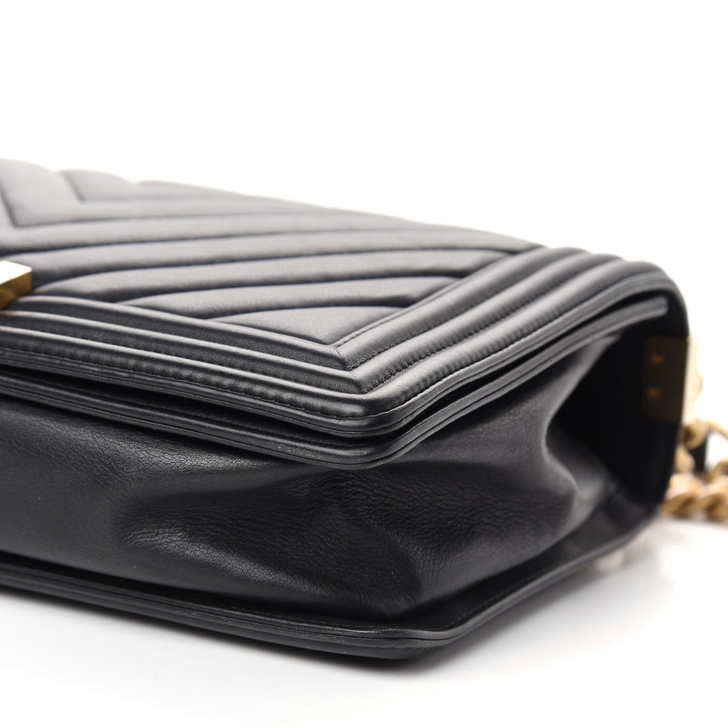 Calfskin Chevron Quilted New Medium Boy Flap Black