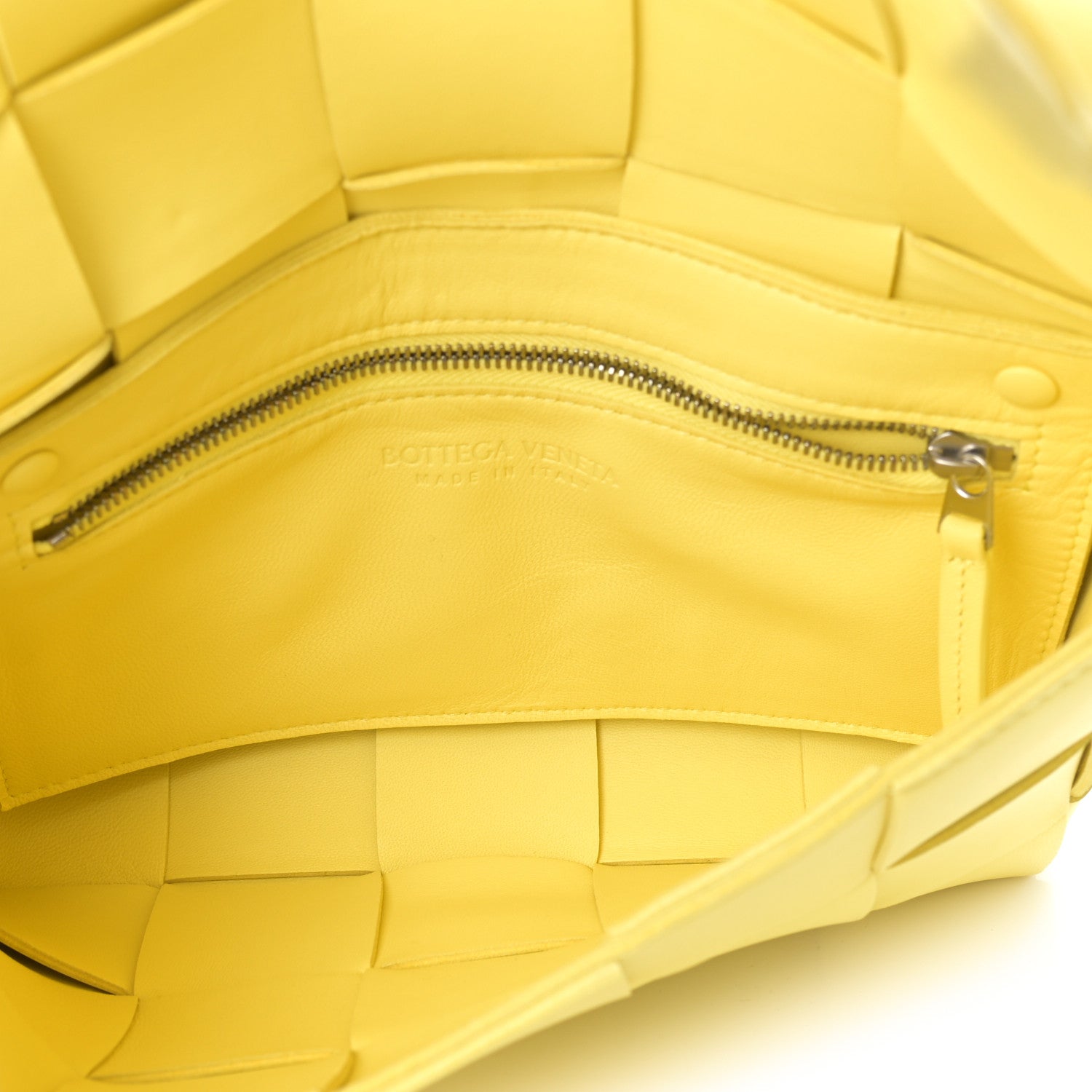 Bottega Veneta Nappa Maxi Intreccio Cassette Bag Butter 4 of 8