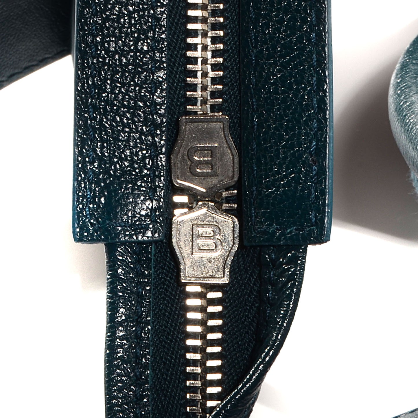 Shiny Goatskin Silver Metallic Edge Hardware City Bleu Paon