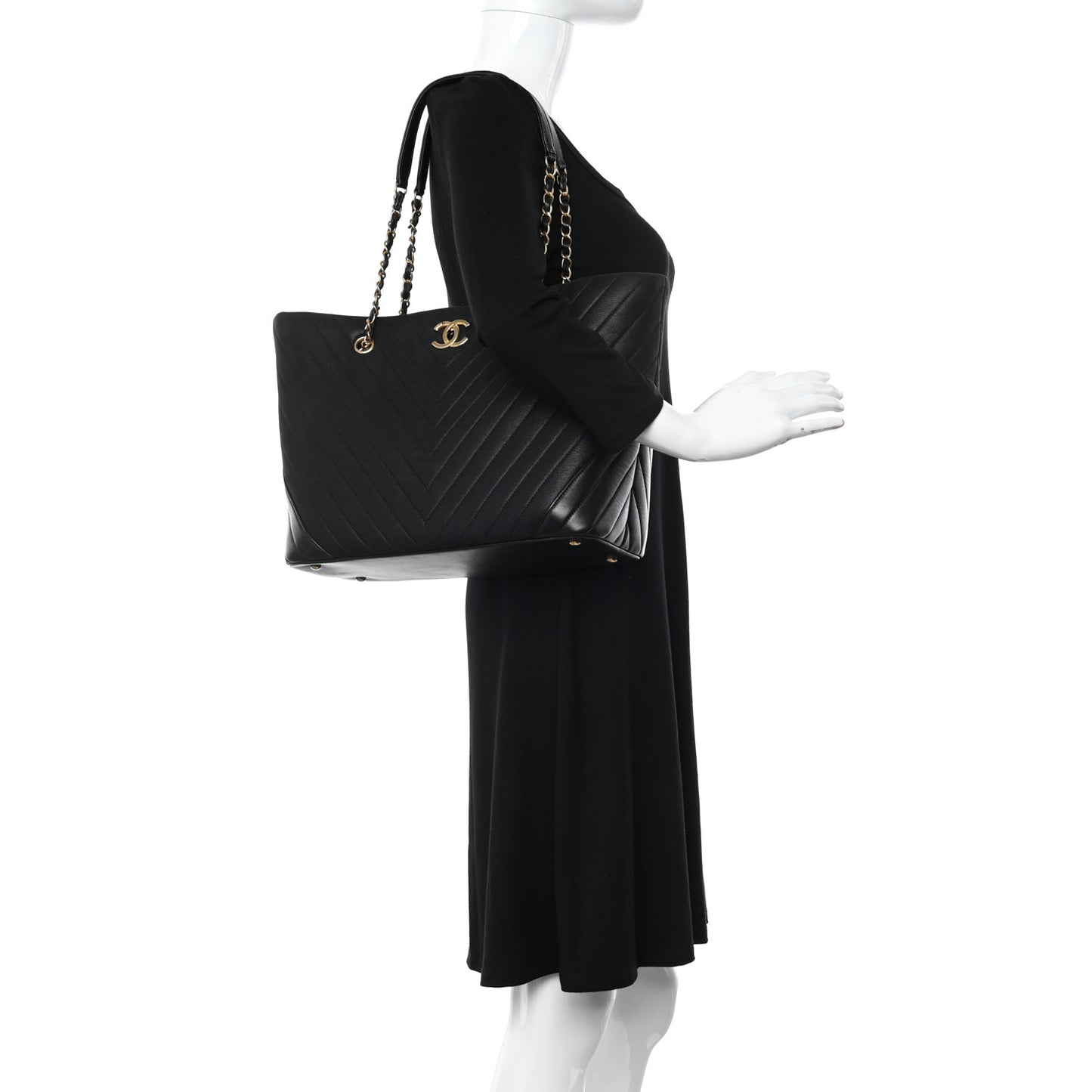 Calfskin Chevron Quilted Shopping Tote Black