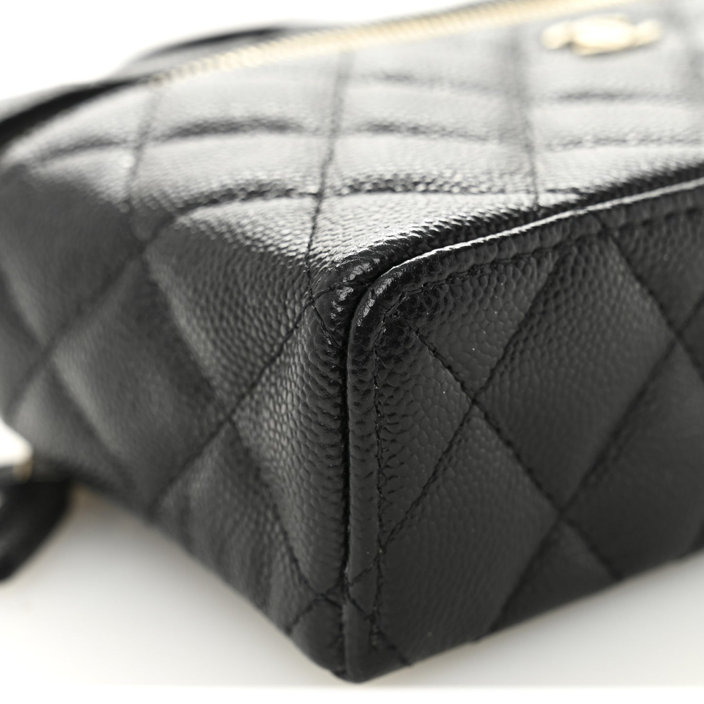 Caviar Quilted Top Handle Slim Vanity With Chain Black