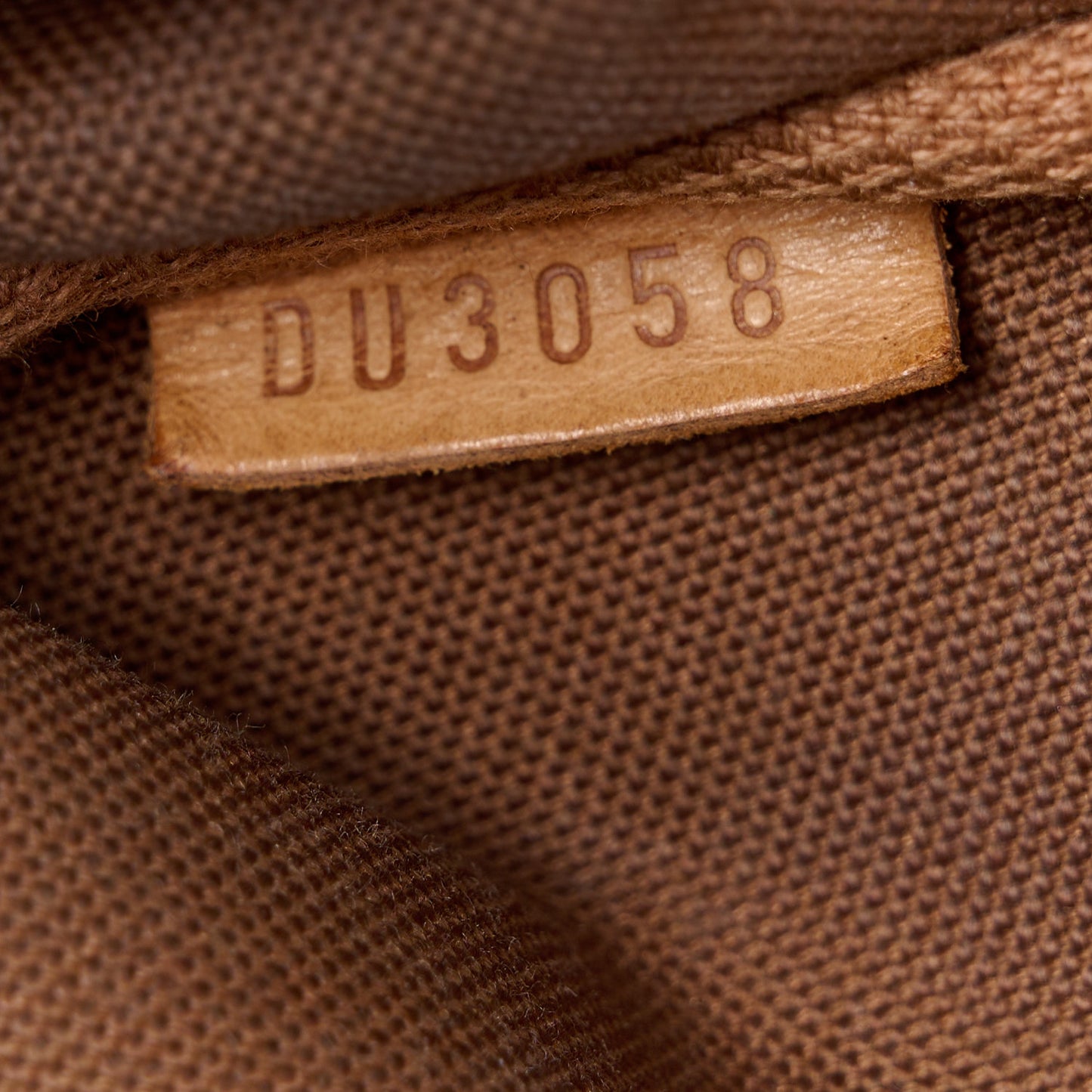 LOUIS VUITTON Monogram Eva Clutch