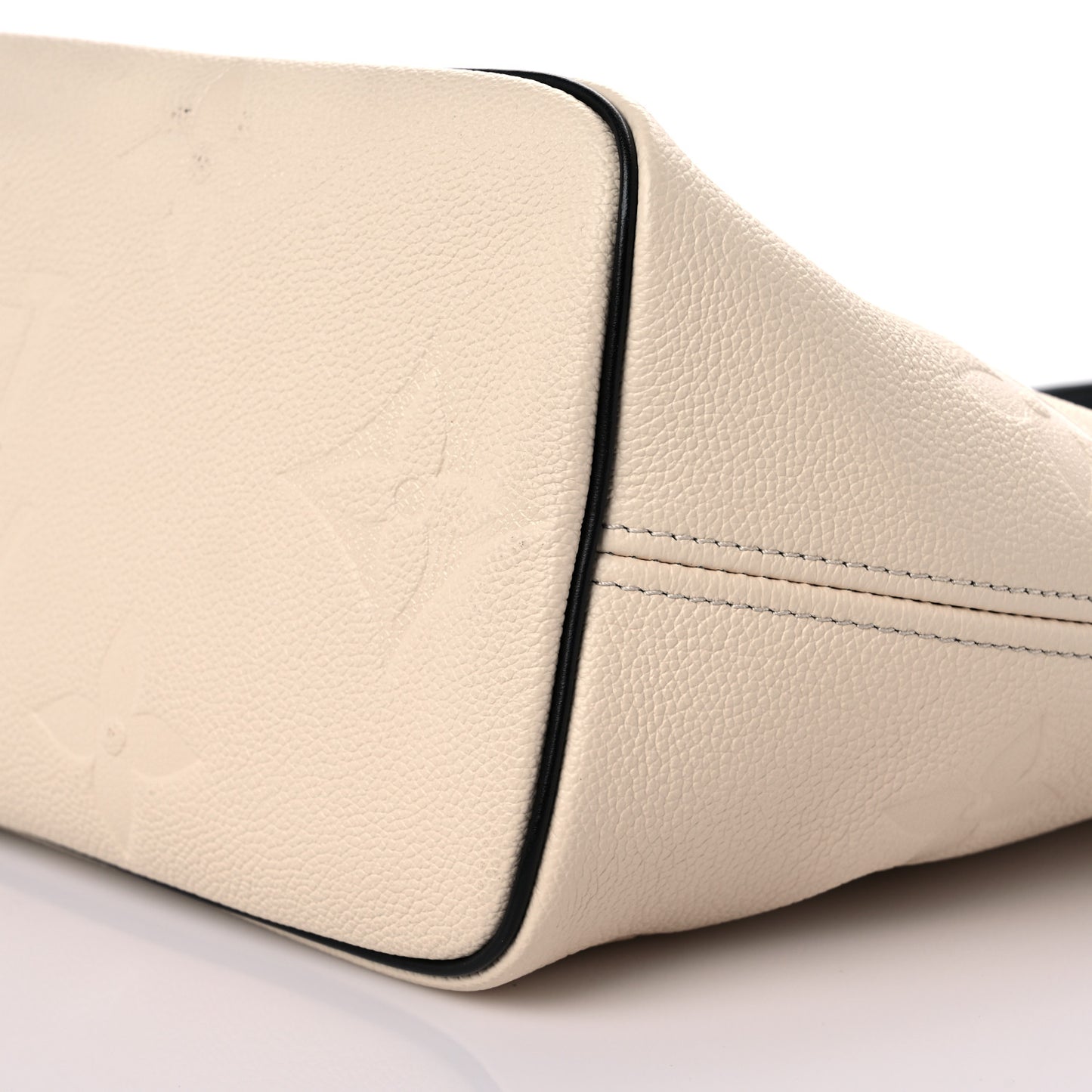Empreinte Monogram Giant Wild At Heart Neverfull MM Creme