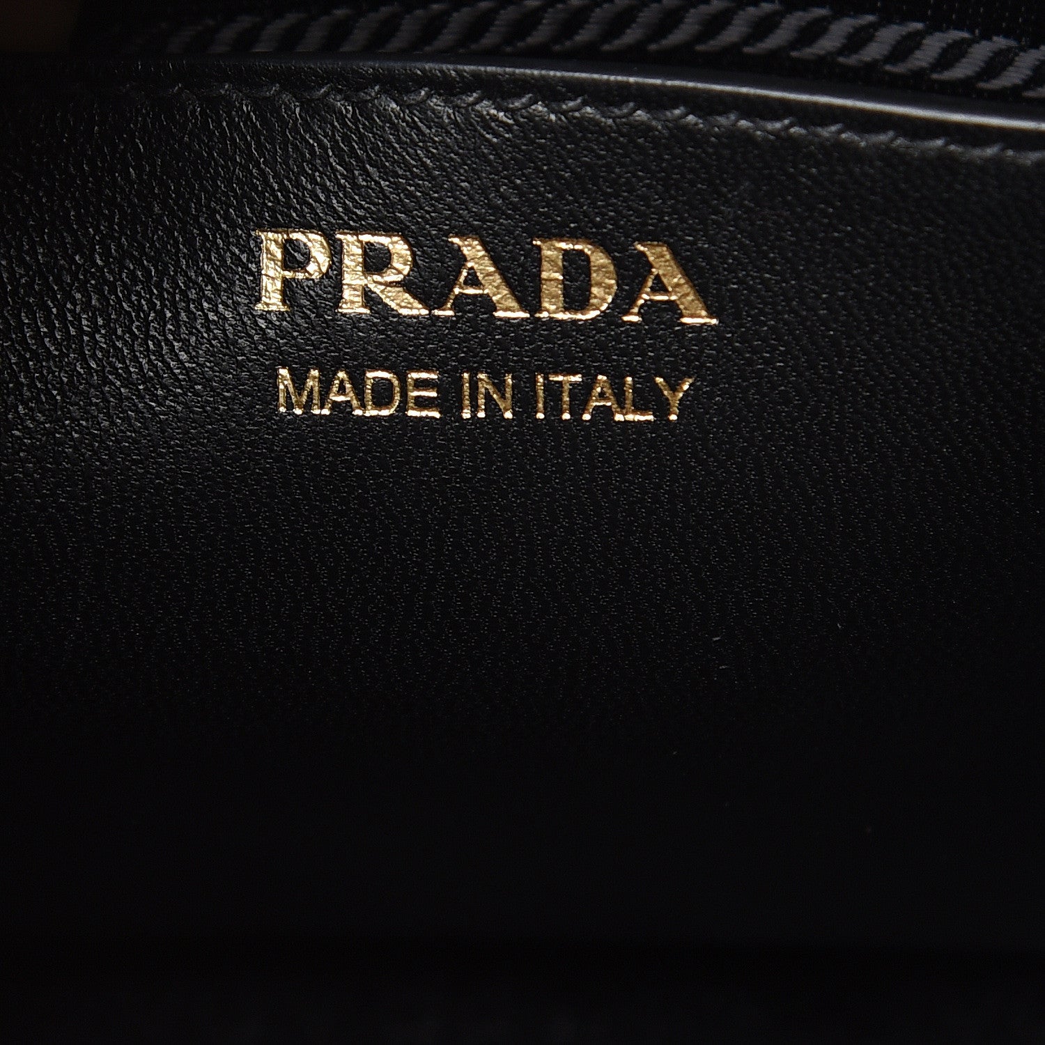 Prada City Calf Saffiano Esplanade Tote Baltico Rosso 6 of 11