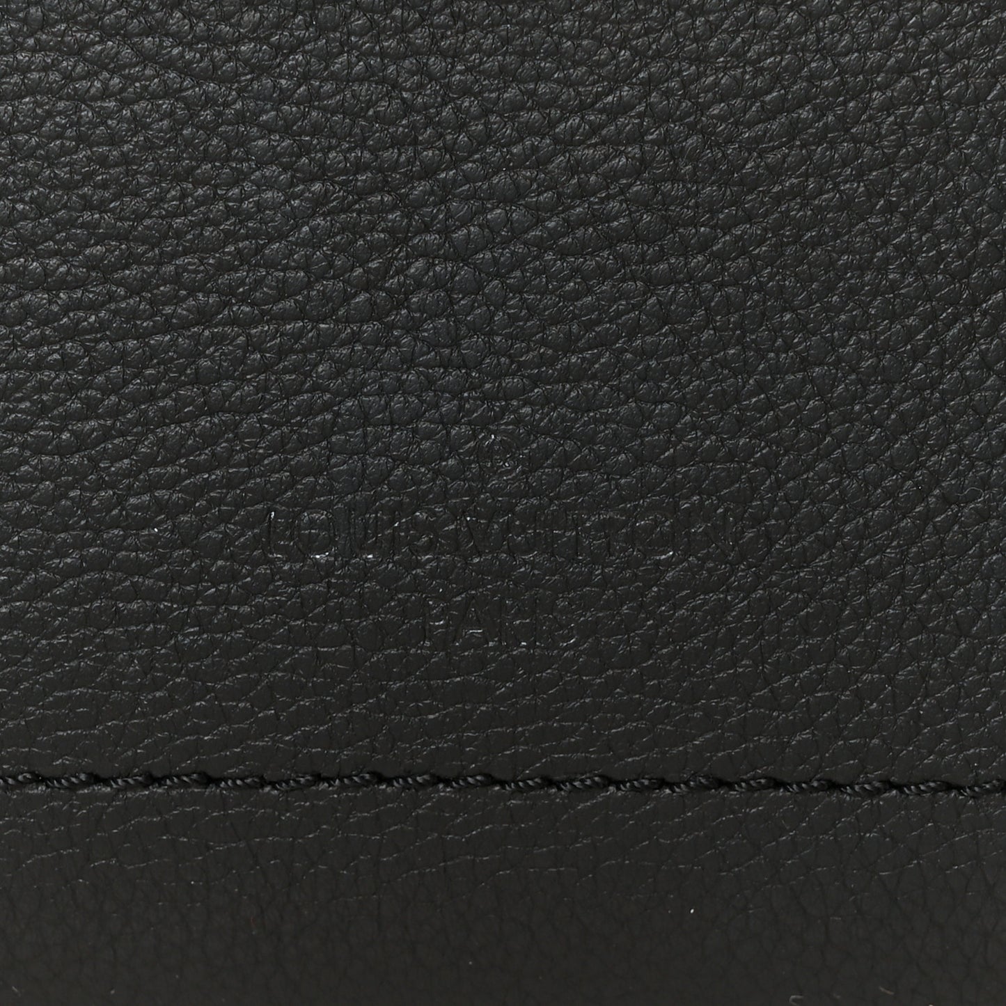 Calfskin Lockme Ever BB Black