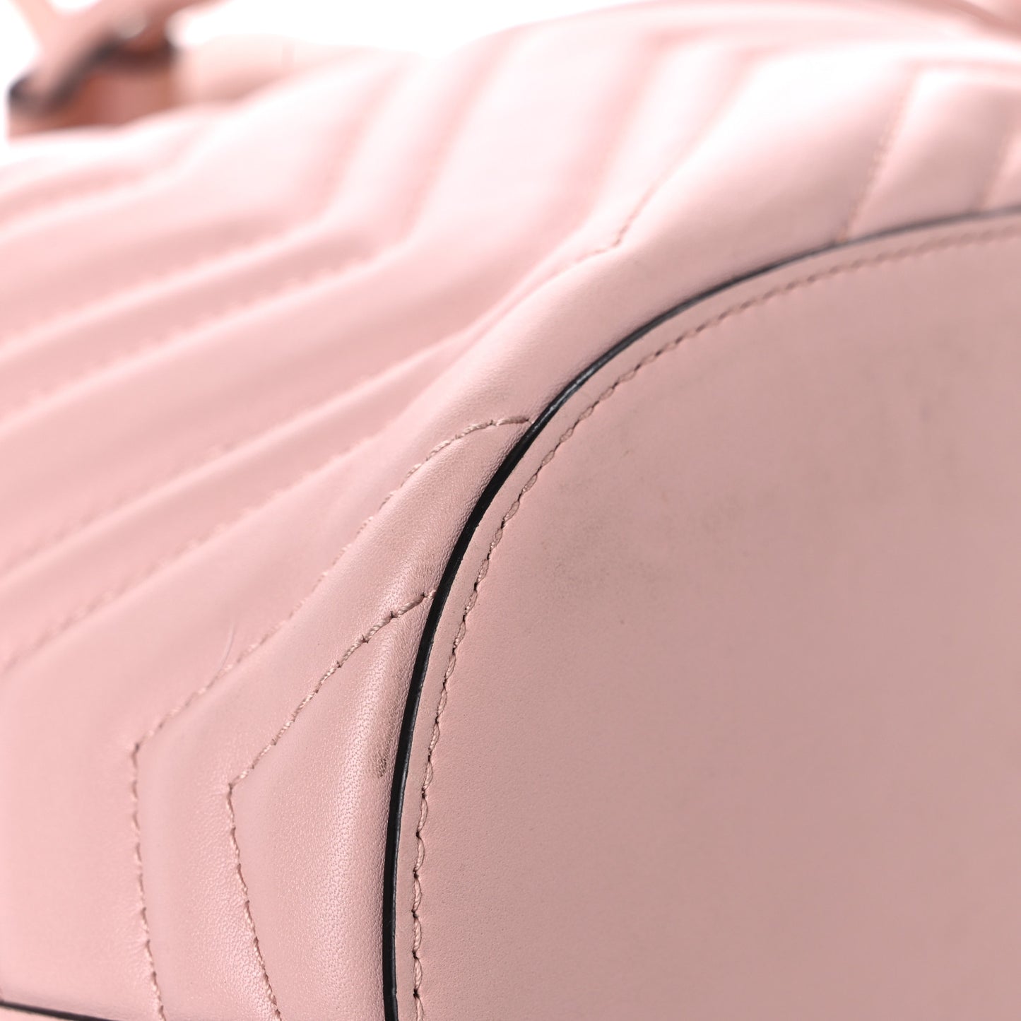 Calfskin Matelasse Sylvie Web GG Marmont Bucket Bag Perfect Pink