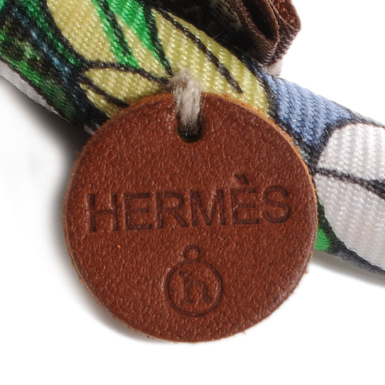 Silk Collier En Bois Et Soie Petit H Necklace