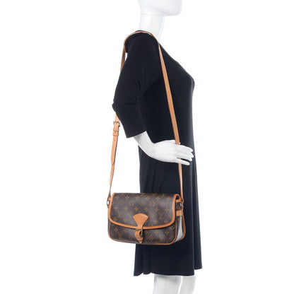 Louis Vuitton Monogram Sologne 3 of 8