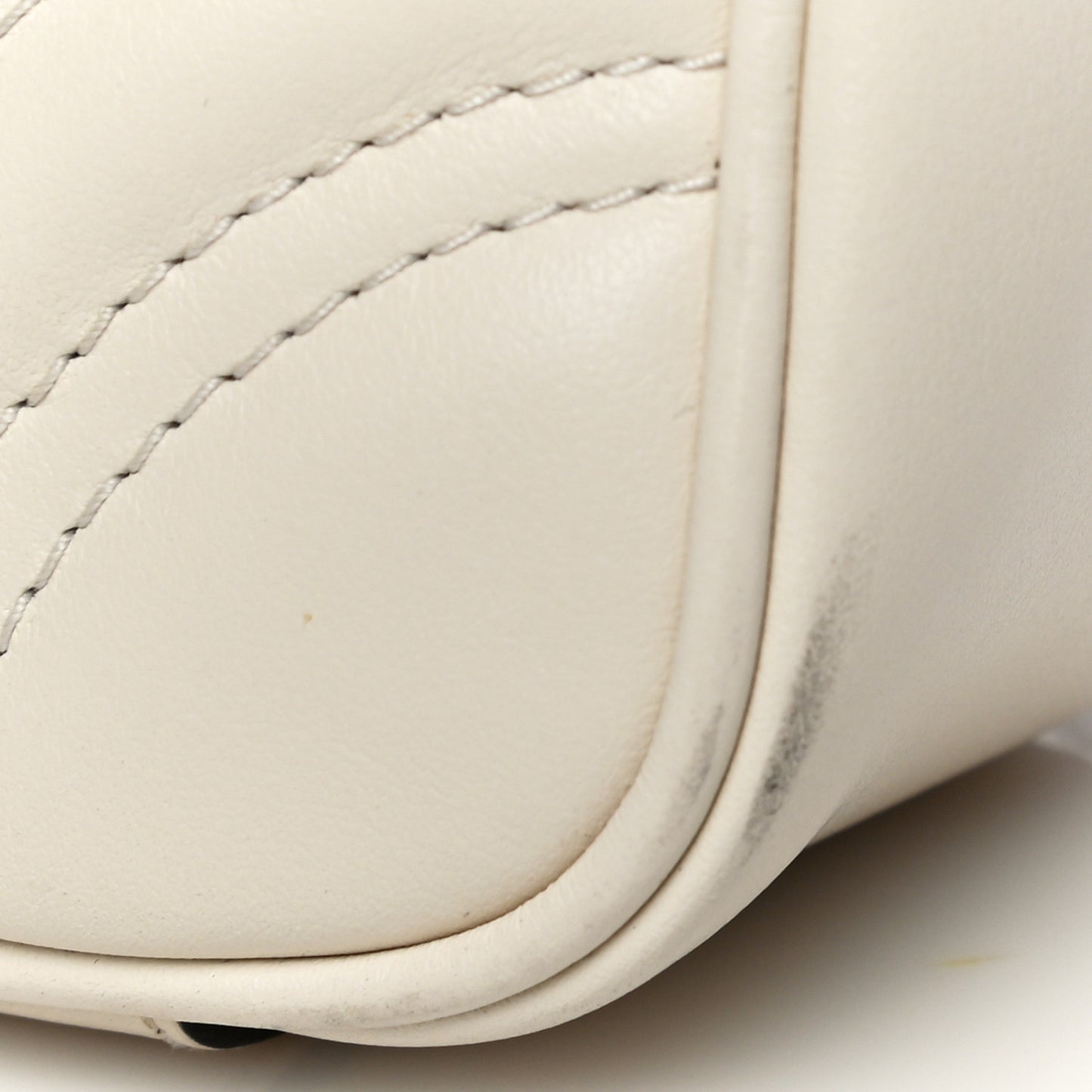 Calfskin Matelasse Mini GG Marmont Shoulder Bag White