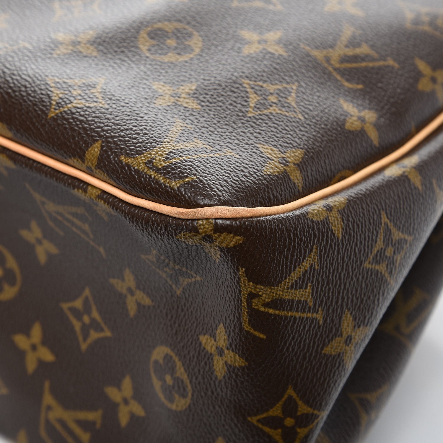 Louis Vuitton Monogram Batignolles Horizontal 11 of 12