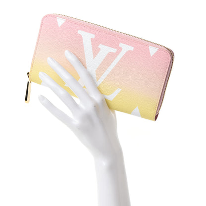 Louis Vuitton Monogram Giant By The Pool Zippy Wallet Light Pink 2 of 6