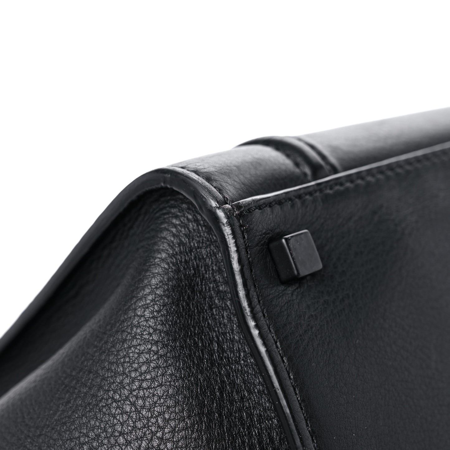 Grained Calfskin Medium Phantom Luggage Black